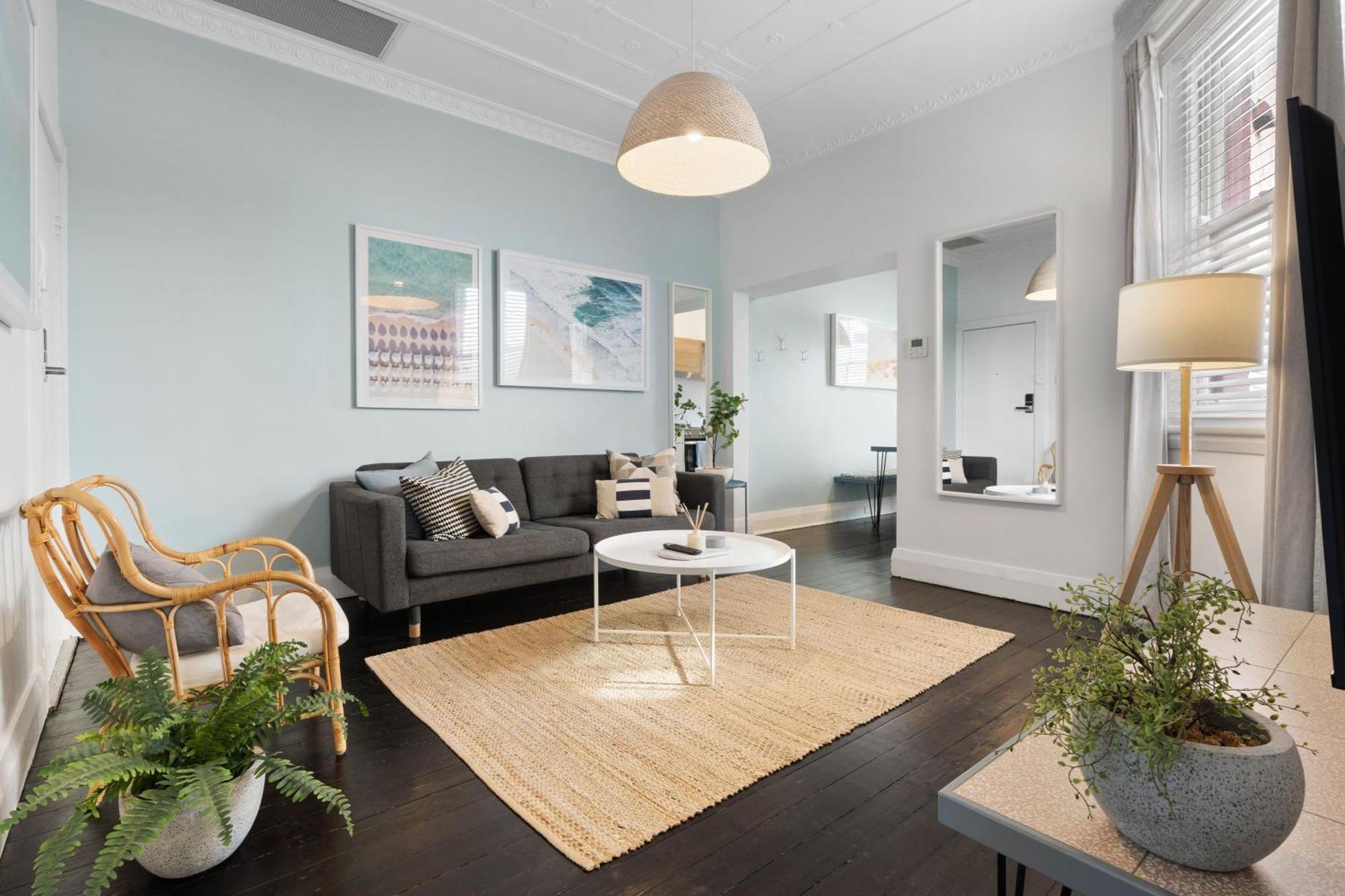 Chic 2br With Artful Touches In Bondi * Sydney